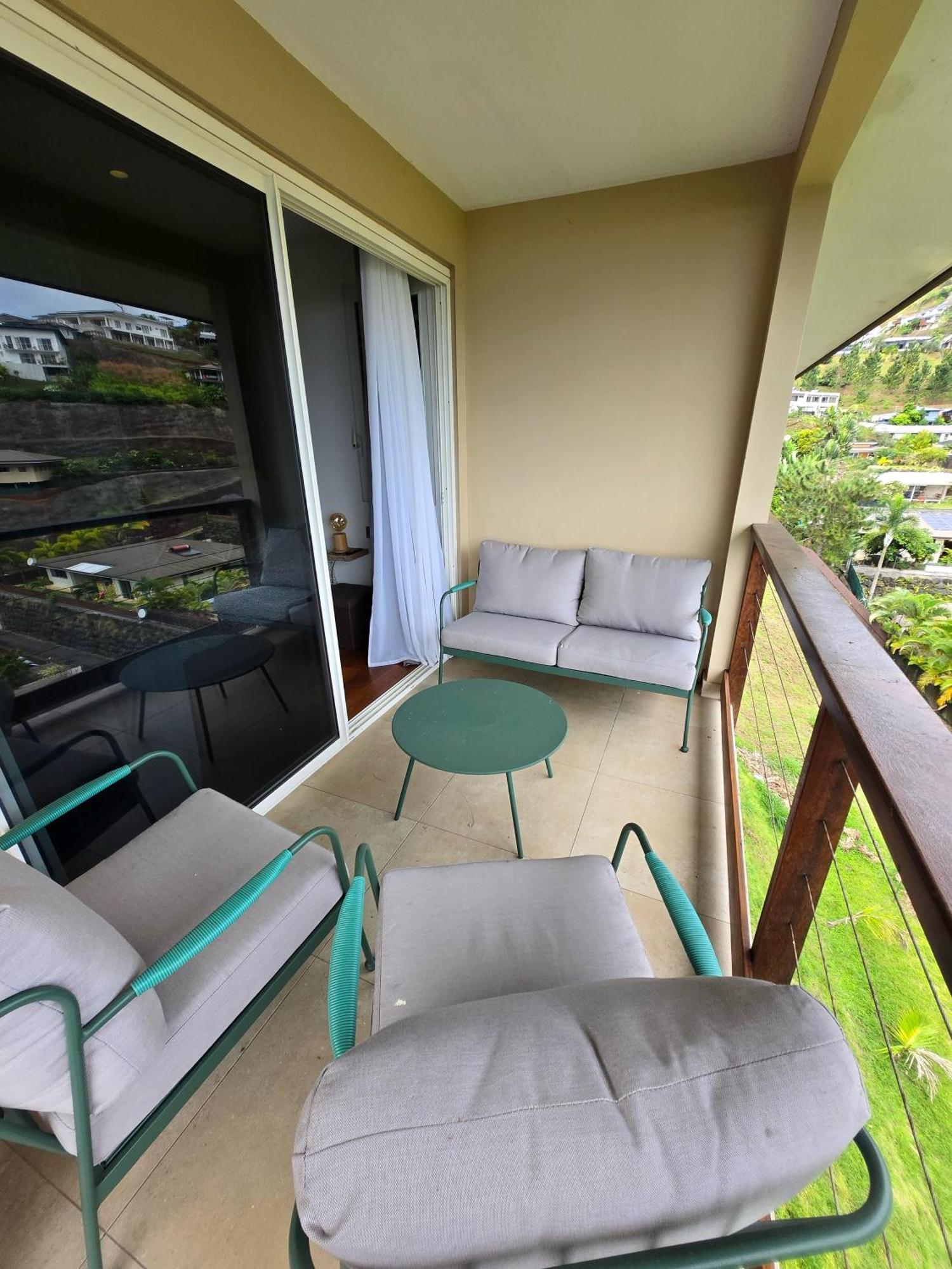 Titou Lodge - Hauteurs De Miri Punaauia  Bagian luar foto